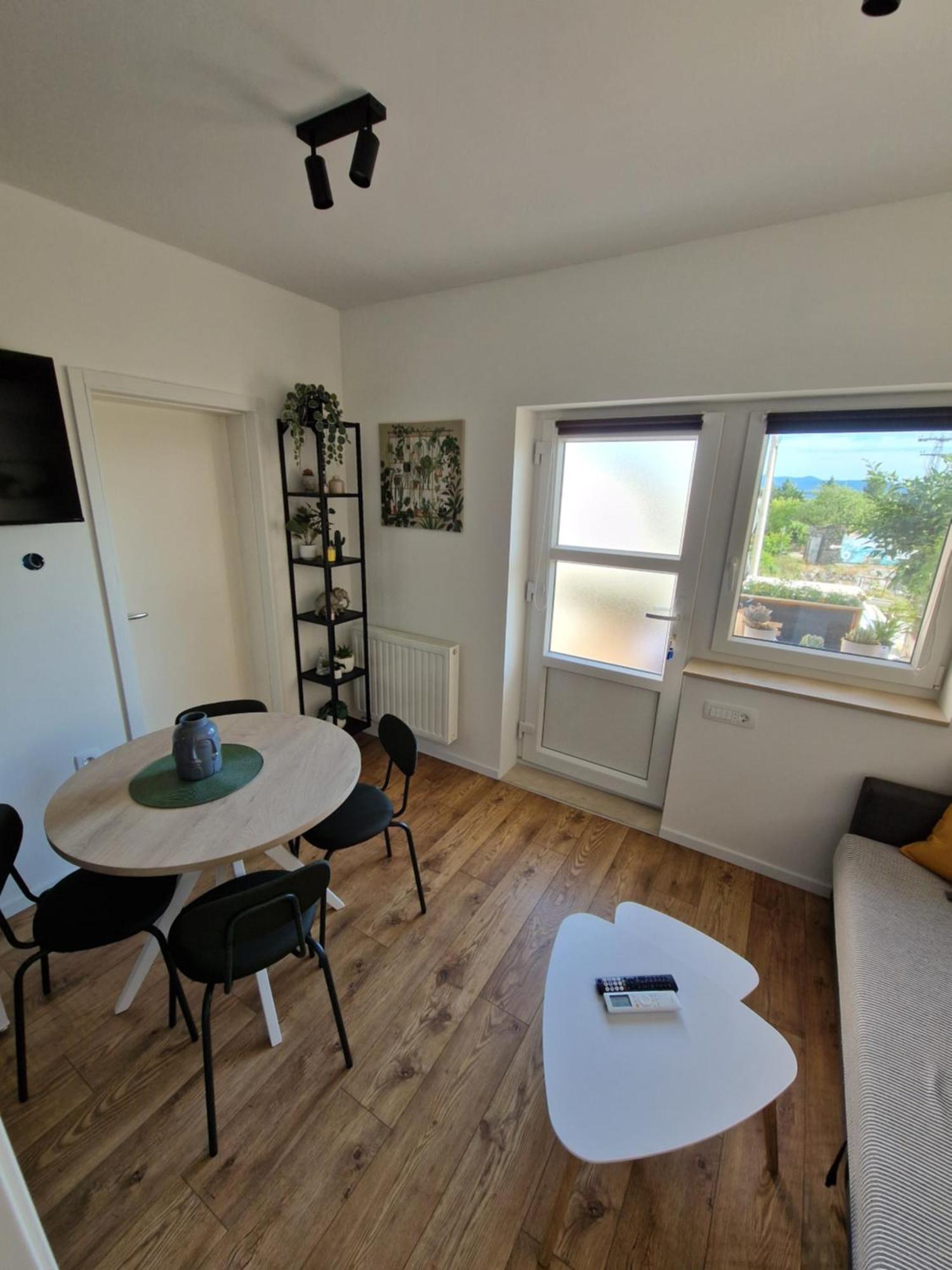 Apartment Roza 3 Ploce (Dubrovnik-Neretva)